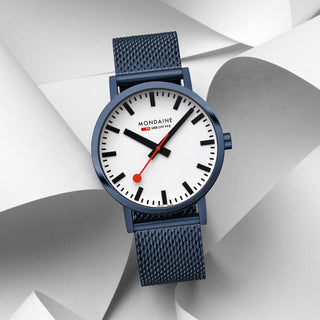 Classic, Blauer Edelstahl, 40 mm	, Frontansicht