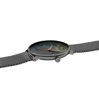 Doppio, Edelstahl, 41 mm	, Detailaufnahme mit Fokus auf das Gehäuse und die Krone