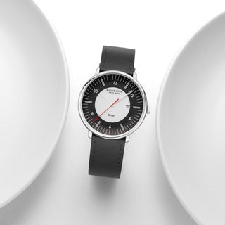 Doppio Solar, Schwarzes Veganes Traubenleder, 41 mm, Frontansicht