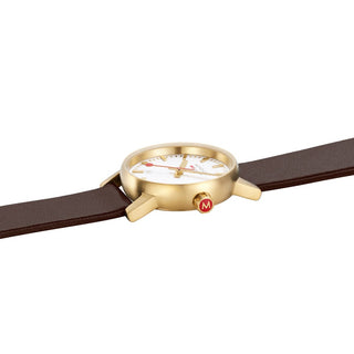 evo2, 30mm, Goldenes Veganes Trauben Leder Uhr, MSE.30112.LGV, Detailaufnahme mit Fokus auf das Gehäuse und die Krone