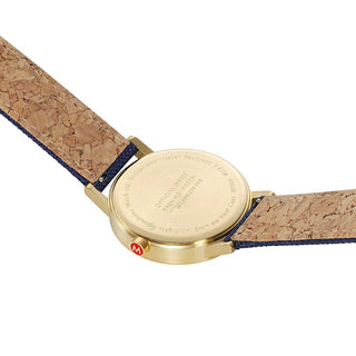 Classic, 40 mm, Tiefseeblaue goldene Uhr, A660.30360.40SBQ, Ansicht des Gehäusebodens mit Mondaine Gravur