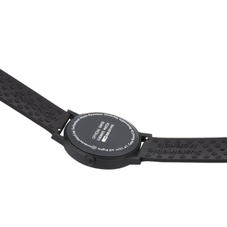 essence, 41mm, vegane, nachhaltige Uhr, MS1.41120.RB, Ansicht des Gehäusebodens mit Mondaine Gravur